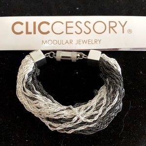 097) Cliccessory stainless steel bracelet